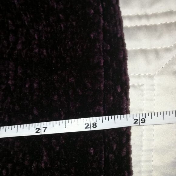 DYNAMITE Burgundy Soft Oversized Chenille Crewneck Sweater Size Small - Picture 12 of 13